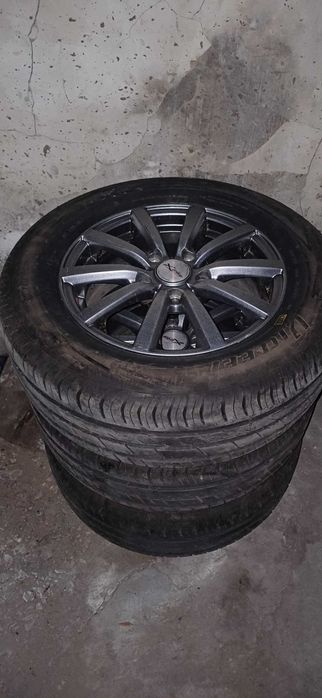 Продам диски с шинами