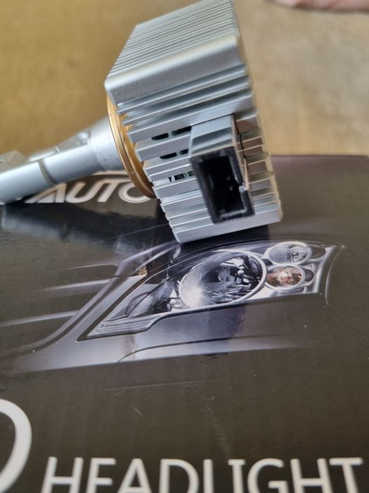 Лед D1S  Led headlight 40000люмен страшно светят