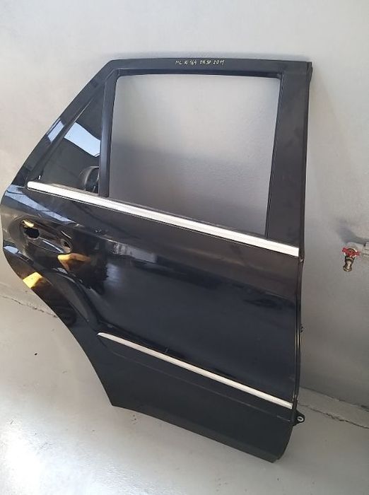 Usa portiera dreapta spate mercedes ml w164 2005-2012