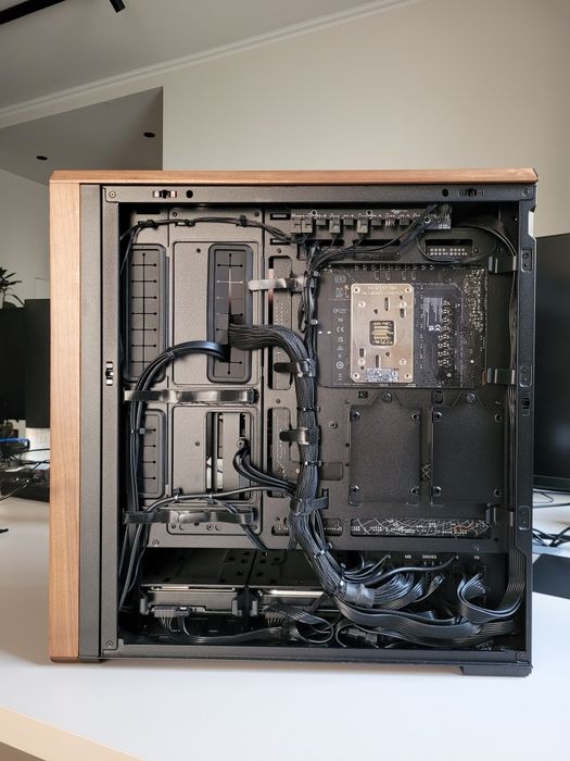 ПК  7950X / 7900XTX 24GB / 128GB Ram