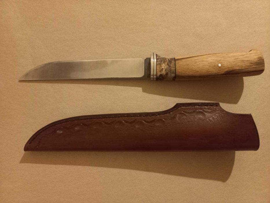 Нож ръчно изработен