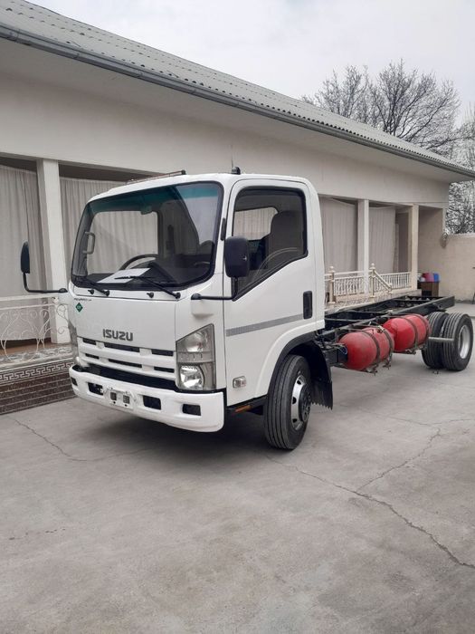 Исузу сотилади холали зур сэнжи матор каропка мус  нархни кэлишамиз