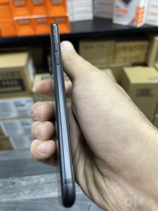 Iphone 7 в очень хорошем состояний