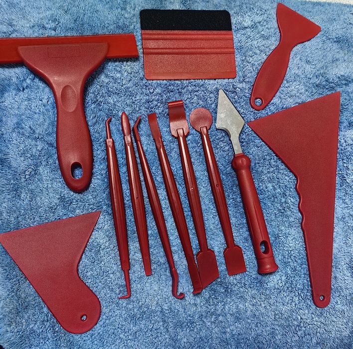 Инструменти за монтаж на фолио