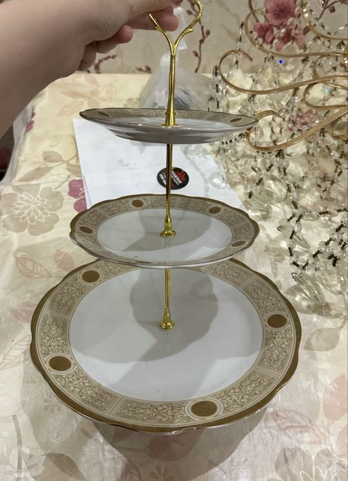 Этажерки почти новые 5 шт