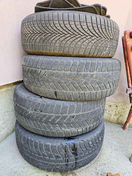 Vand 4 anvelope all season second hand