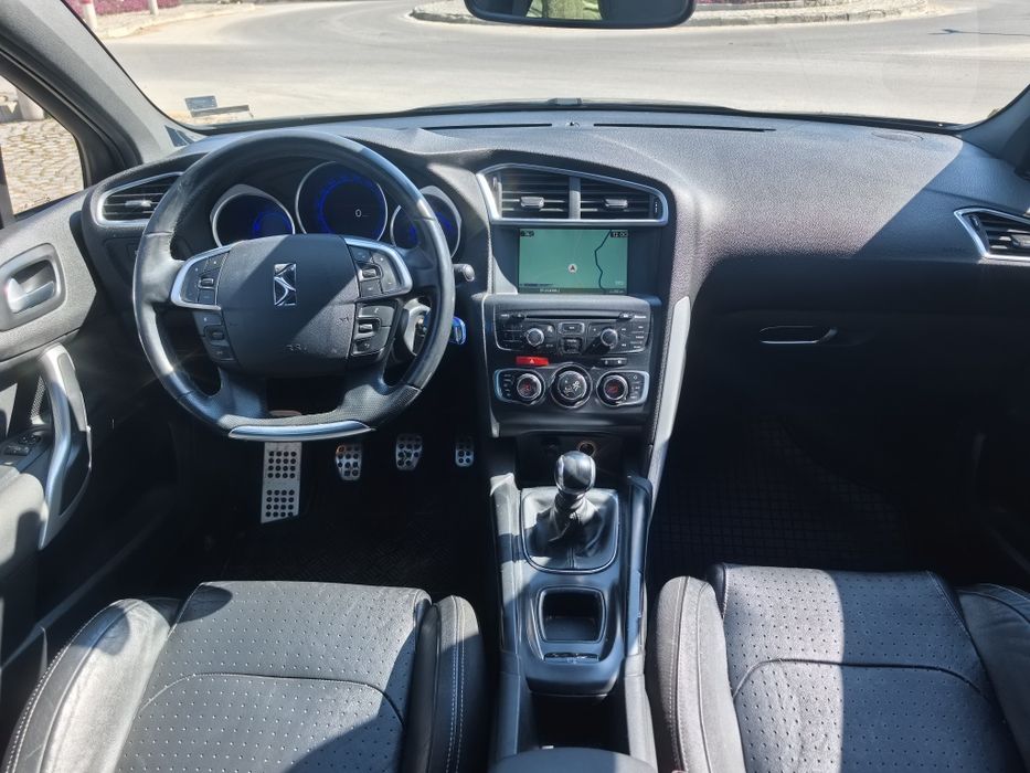 Citroen DS4 07.2012Г.2.0HDI 163kc