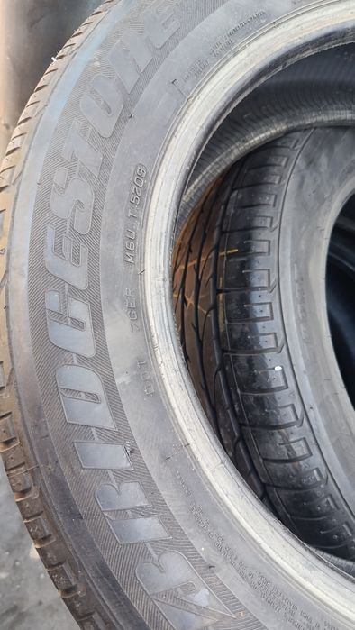 Bridgestone 215/60/17 лето пара