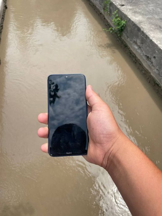 Redmi 8 srochna sotiladi