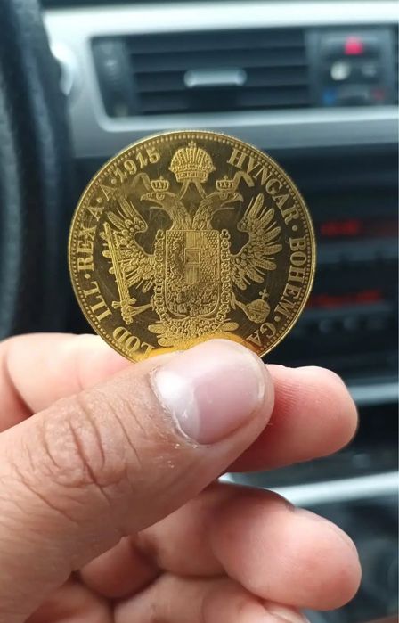 Monezi aur 4 ducati