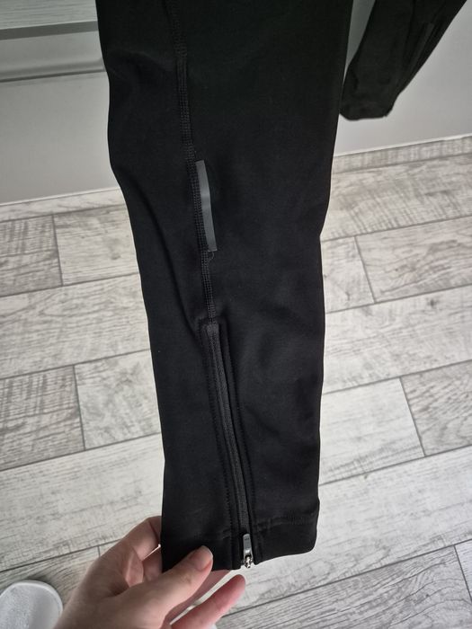 Salopeta pantaloni barbati man ciclism cycling AGU noua etichetă Măsura XXXL
Protecție șezut 
Discount pentru mai multe articole