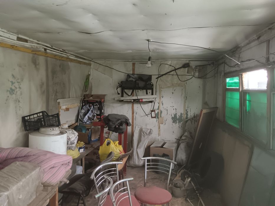 Вагончик, контейнер, бытовка.