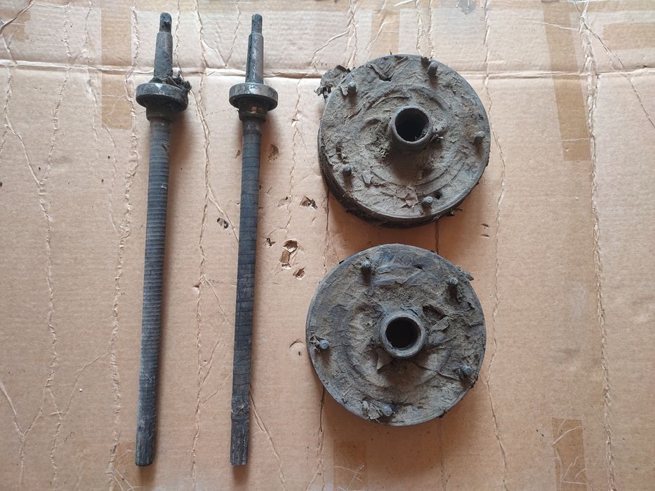 Москвич 400-401. Новые Барабаны.полуося  Тормоза.