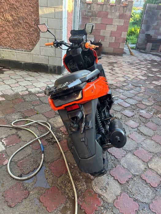 Продам Мопед 150