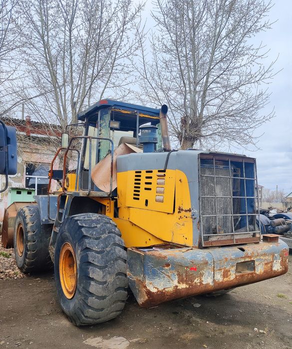 Фронтальный погрузчик продам обмен срочно