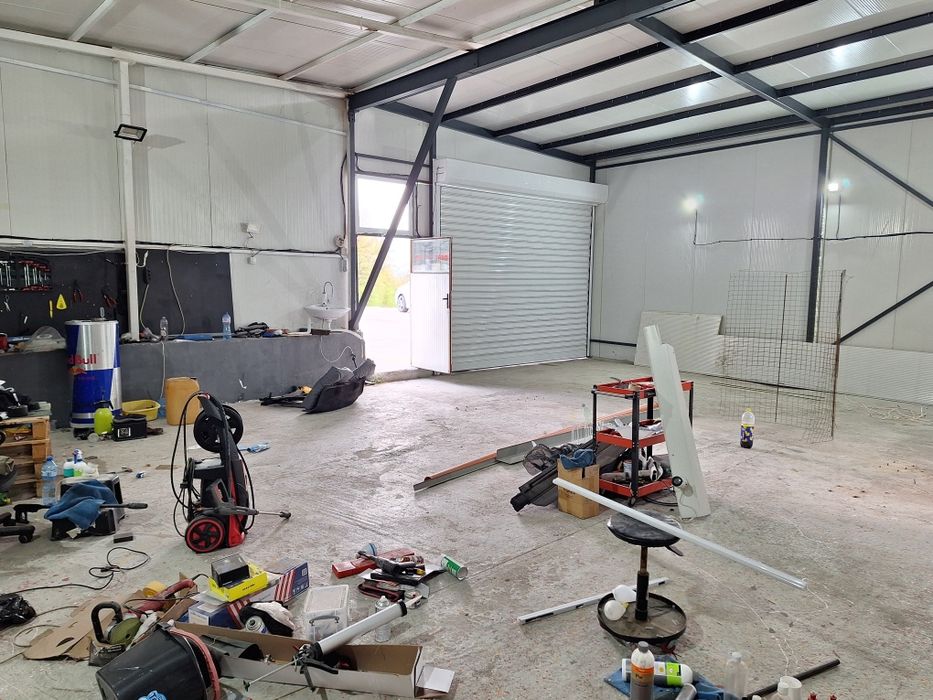 Дава се под наем хале 100 квадрата