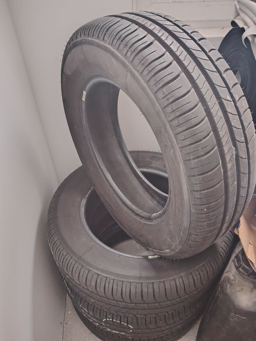 Anvelope Michelin 195 65 15  ca noi 4set
