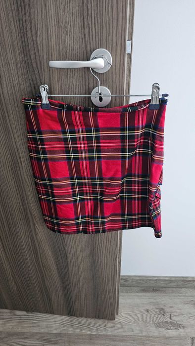 Fusta rosie - carouri