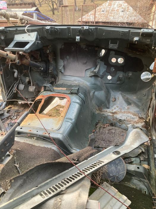 Caroserie nissan patrol y60 scurt