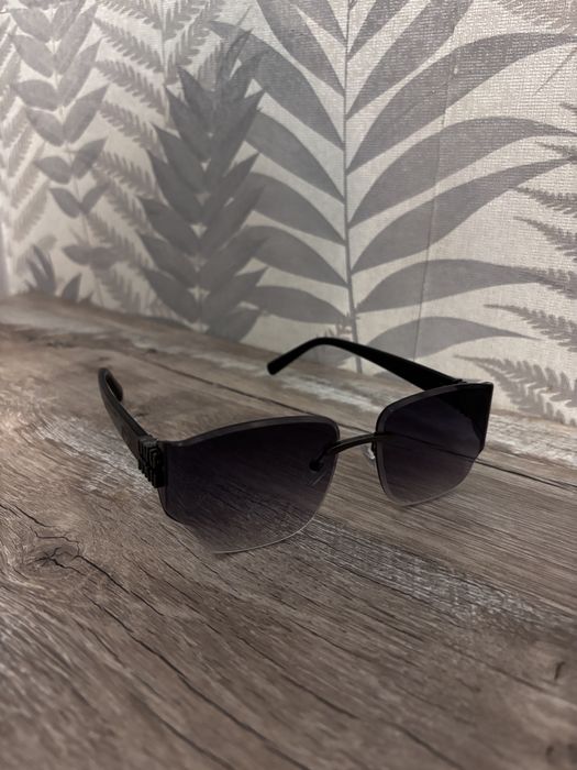 Очки под бренд Miu miu