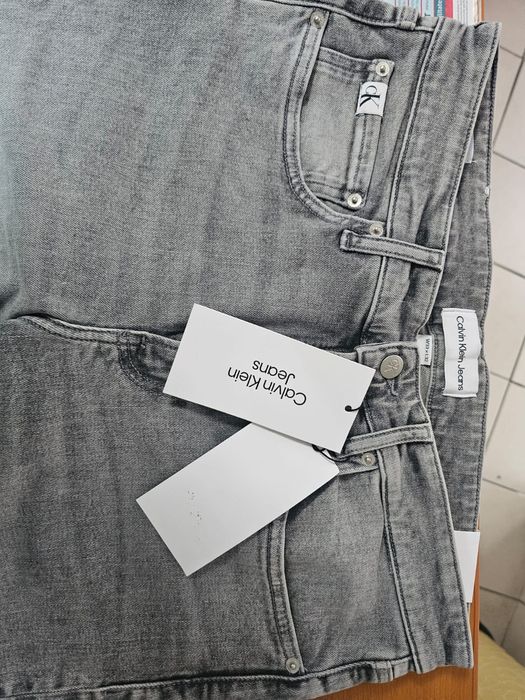 Vjnd Blugi Calvin Klein w 33-L32