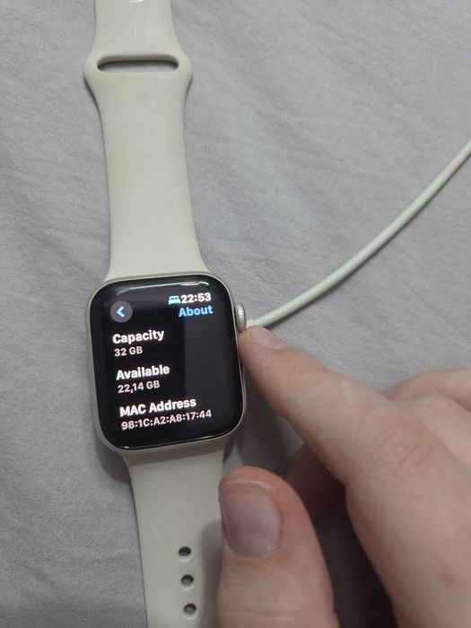Apple watch se (2nd generation) 32 GB 40 mm