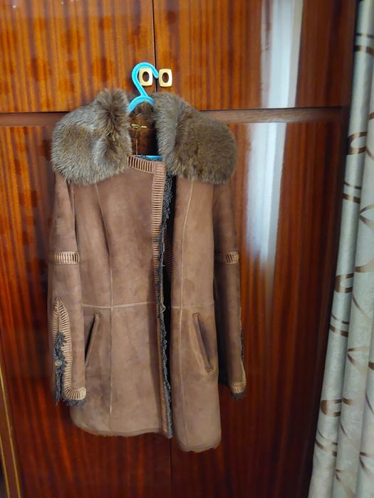 Женская дублёнка  46 размера. Производство Турция.