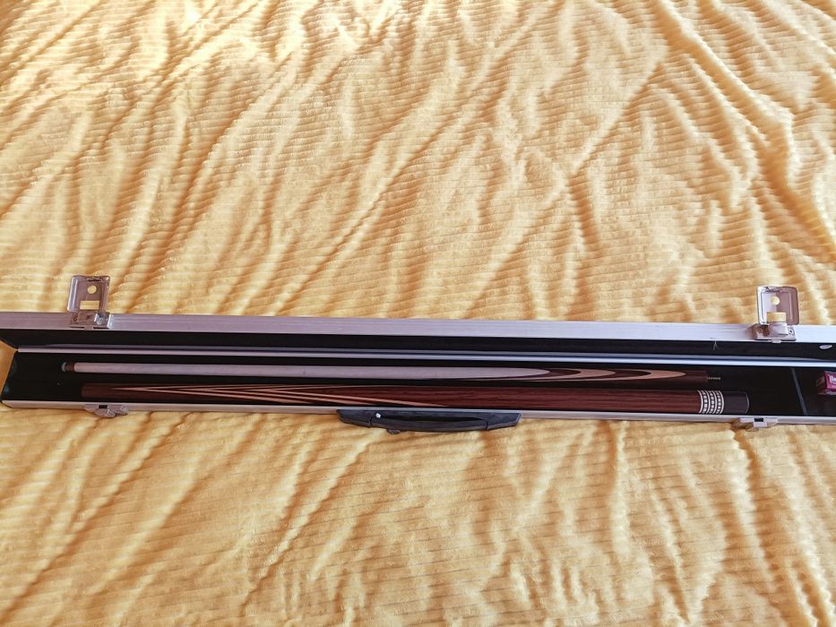 Продам бильярдный кий