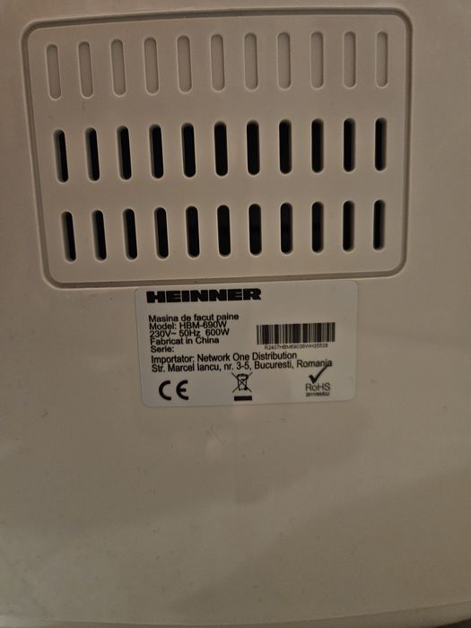 Mașina de făcut pâine Heinner HBM-690W
