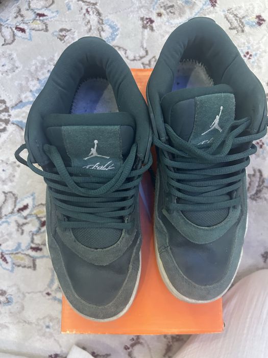 Кроссовки Air jordan