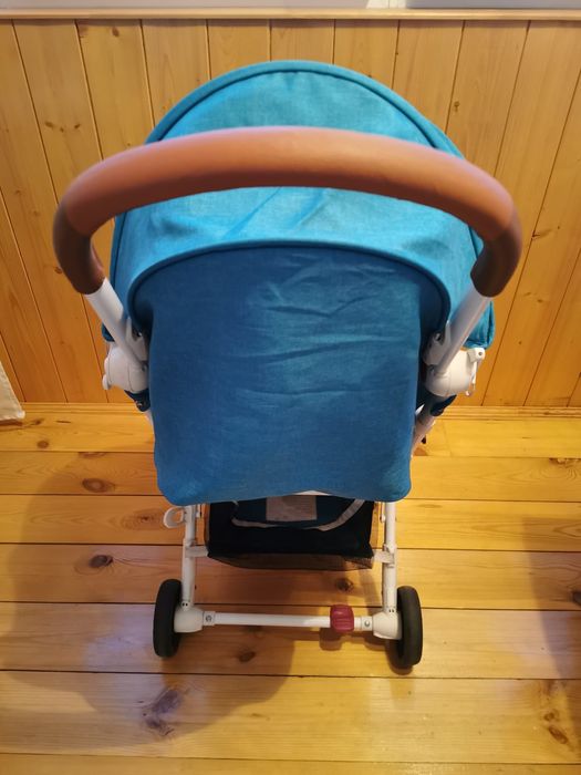 Коляска прогулочная kub