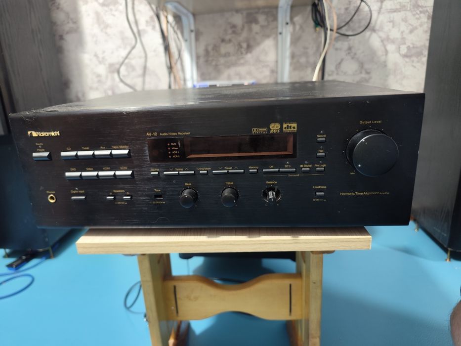 Ресивер Nakamichi av 10
