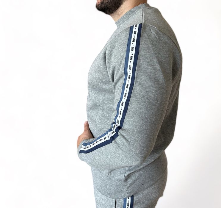 Намалени Оригинални мъжки блузи Nike