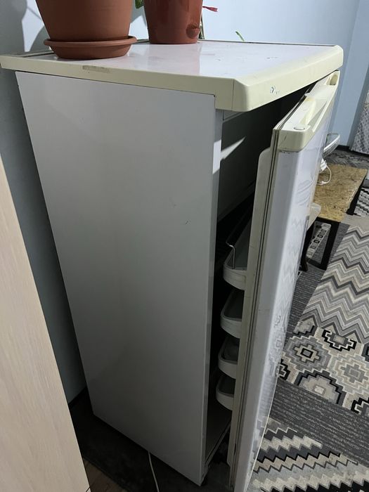 Холодильник хорошом состояние