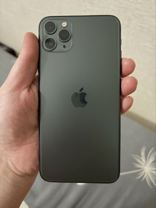 Продам Айфон 11 про макс