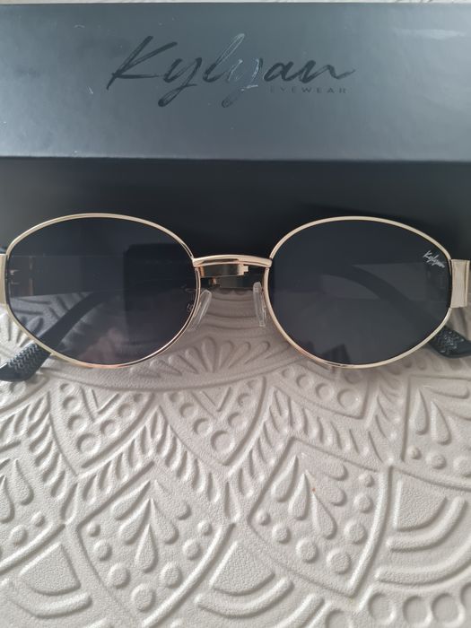 Vouge brown  Guess sunglasses kyliyan