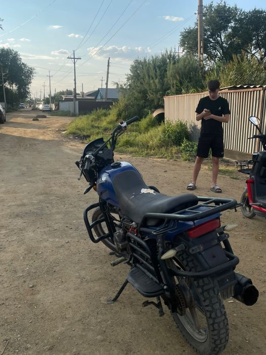 Продам мото 200или 250куб