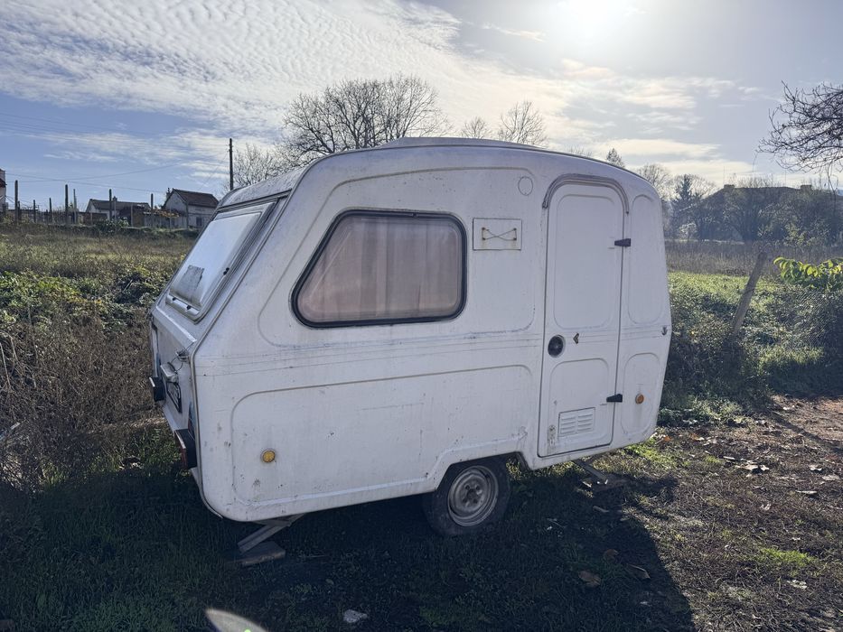 Полска Каравана predom 126 N