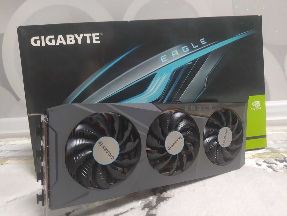 Видеокарта GIGABYTE RTX 3070 EAGLE