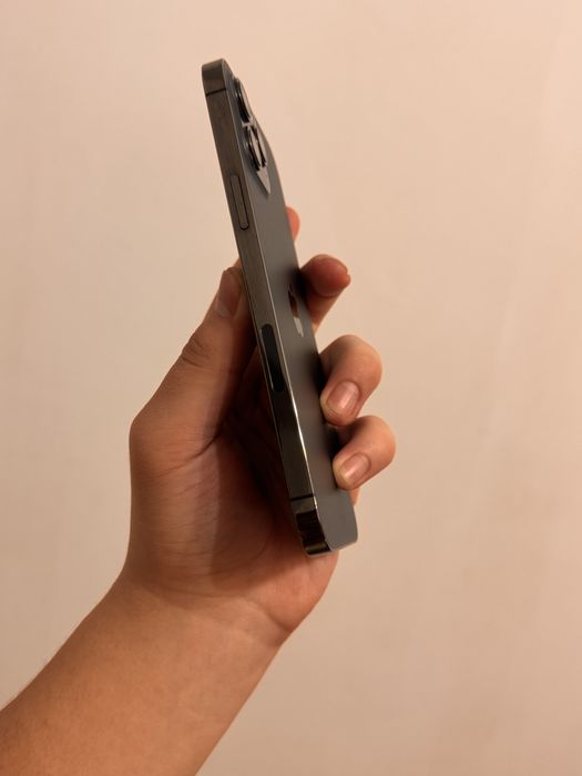 iPhone 12 Pro Max. 256GB. В Отличном состоянии!