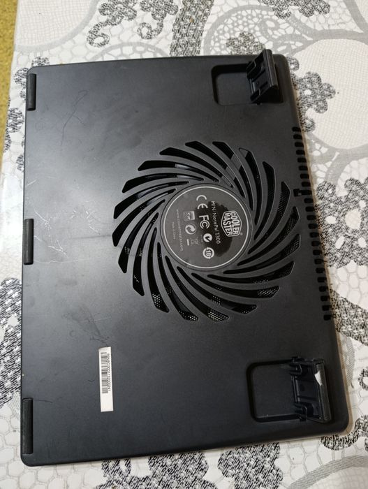 Подставка охлаждения для ноутбука