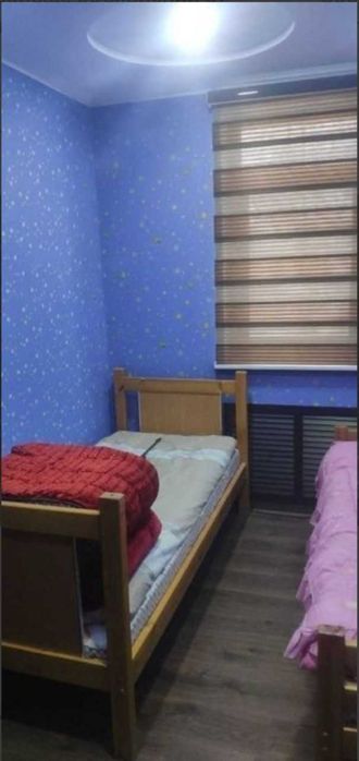 Shahar markazida 3 honali kvartira sotiladi