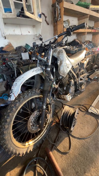 Vand  2 honda dominator 650cc