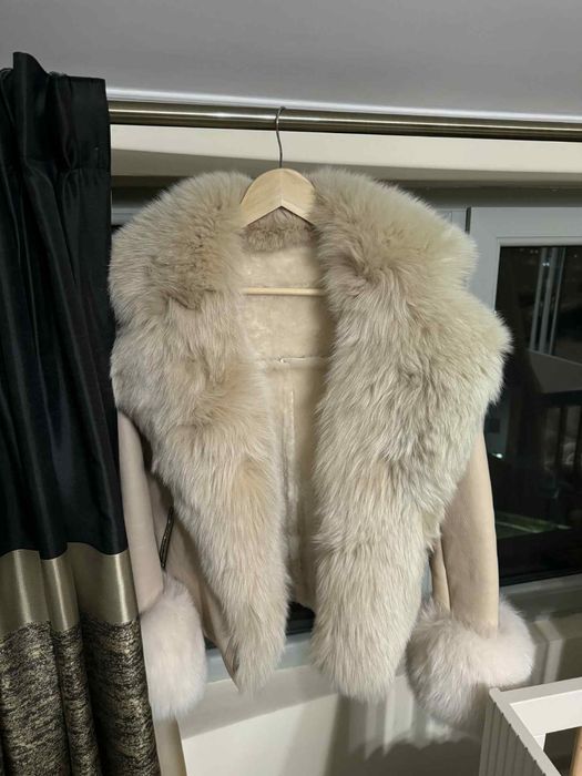 Палто с естествен косъм