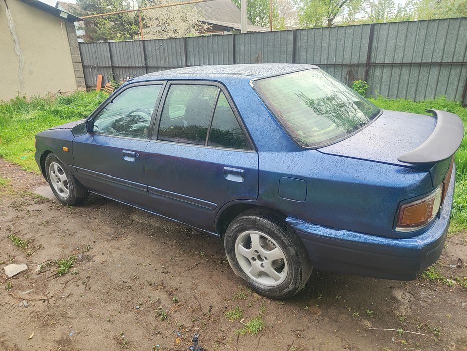 продам Мазду 323