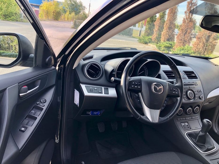 Se vinde Mazda 3  an 2012