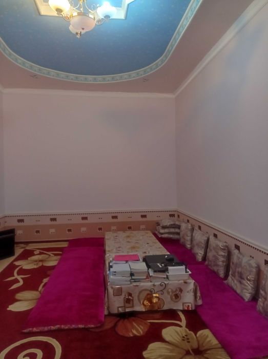 Zudlik  bilan tayor Uy joy jihozlari bilan  sotiladi