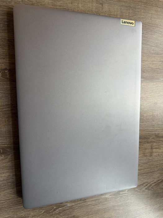 Laptop Lenovo IdeaPad i5 1135
