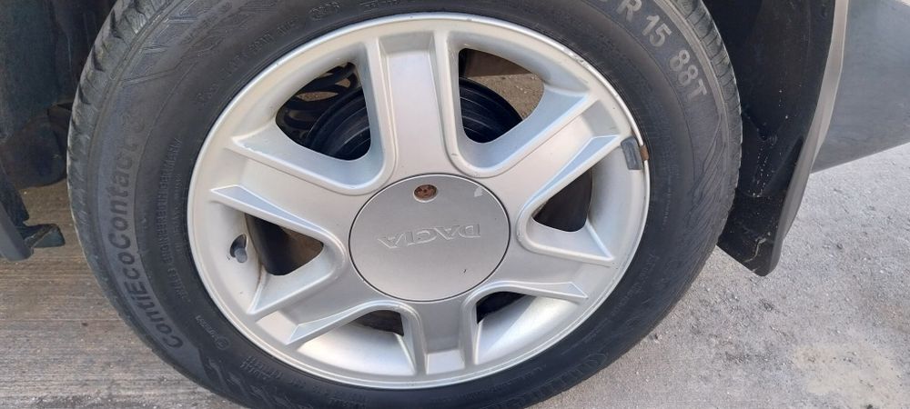 Vând  4  Genții de magneziu de Dacia logan originale