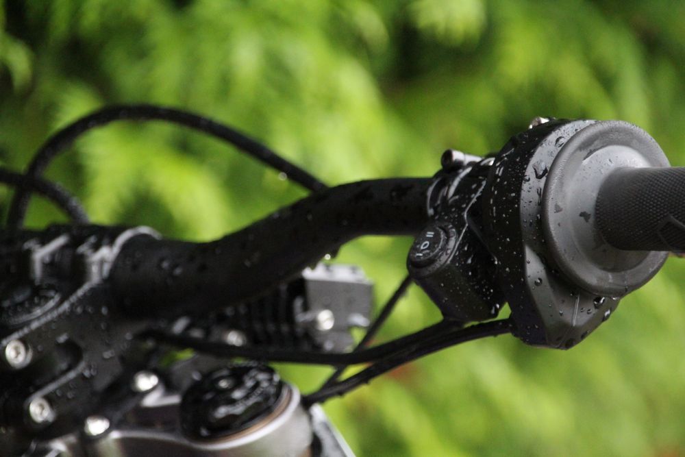 2025 Surron light bee x